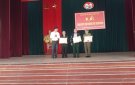 Đảng ủy Thị Trấn Triệu Sơn trao Huy hiệu Đảng đợt 2/9 cho 43 Đảng viên