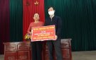 MTTQ Thị Trấn Triệu Sơn tiếp nhận sự ủng hộ từ các tổ chức cá nhân ủng hộ phòng chống Covid-19.